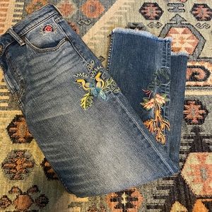 Johnny Was The cropped Boyfriend embroidered jeans